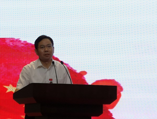 座谈会讲话.jpg